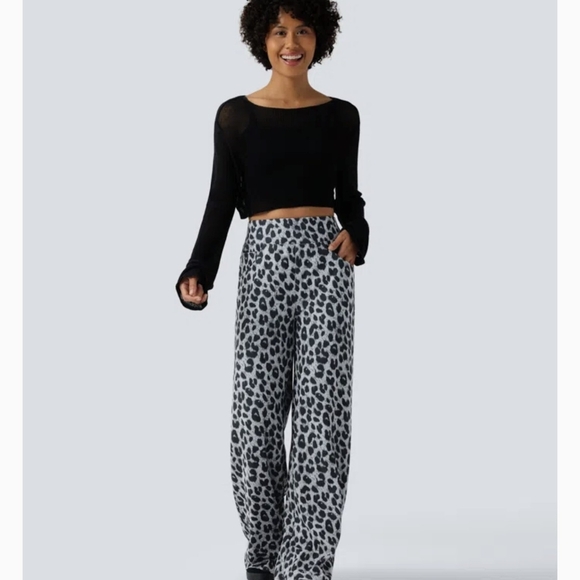 HALARA Gray Leopard Wide-Leg Pants - Picture 3 of 8